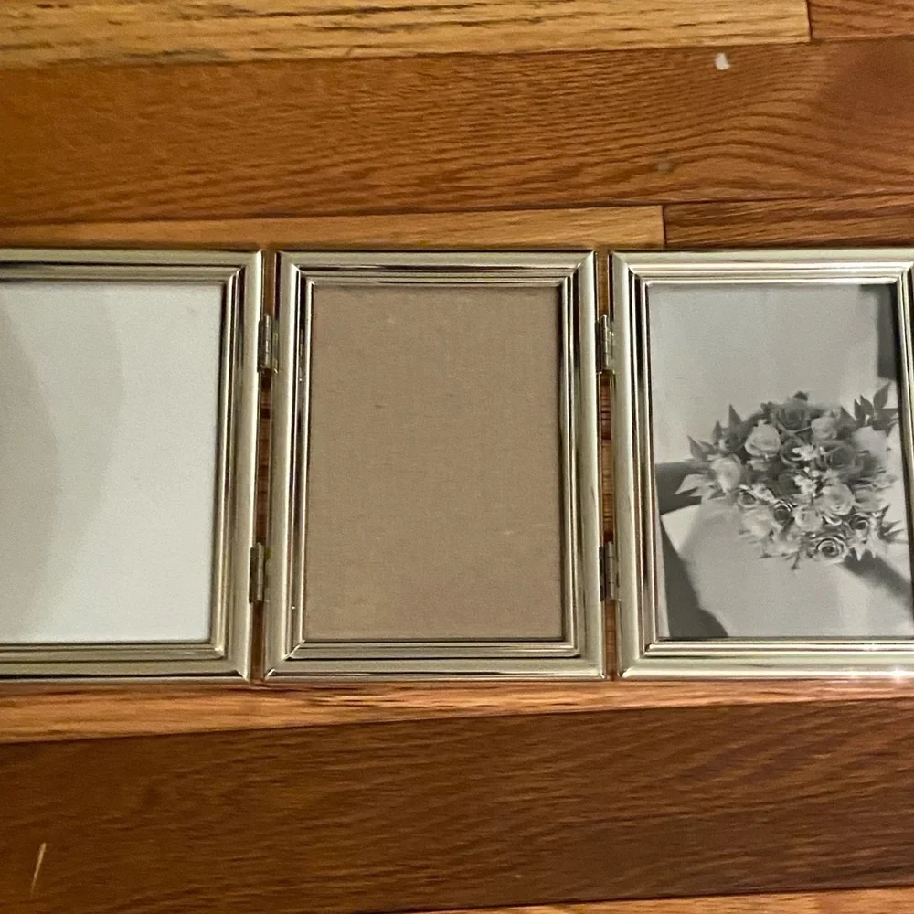 Fetco Silver Triple Frame